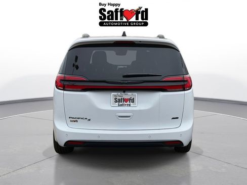 New 2026 Chrysler Pacifica Select w/ S Appearance Package AWD/4WD image 11