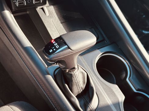 Used 2024 Dodge Durango R/T w/ Blacktop Package image 17