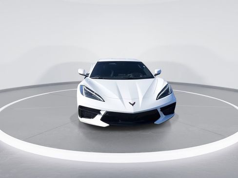 Used 2023 Chevrolet Corvette Stingray w/ Z51 Performance Package image 3