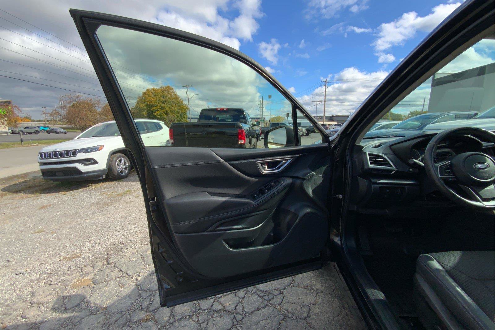 Used 2021 Subaru Forester Premium AWD/4WD image 19