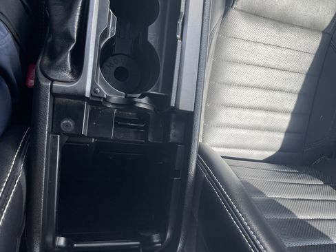 Used 2013 Ford Mustang Premium RWD image 21