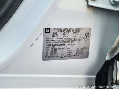 Certified 2025 Buick Envision Sport Touring AWD/4WD image 32