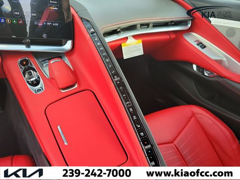Used 2022 Chevrolet Corvette Stingray Premium Conv w/ Z51 Performance Package RWD image 26