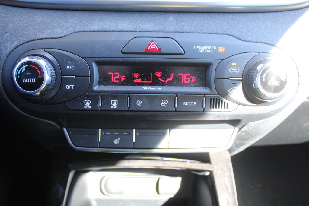 Used 2016 Kia Sorento EX FWD image 36