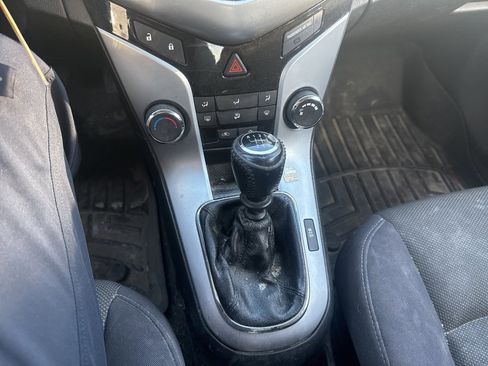 Used 2012 Chevrolet Cruze Eco image 16