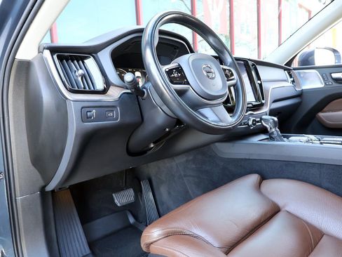 Used 2020 Volvo XC60 T5 Inscription w/ Protection Package Premier image 42