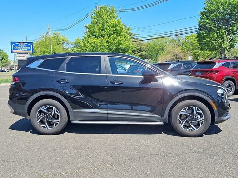 Used 2023 Kia Sportage LX AWD/4WD image 8