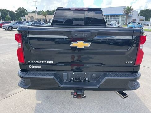 Used 2024 Chevrolet Silverado 2500 LTZ w/ LTZ Plus Package AWD/4WD image 6