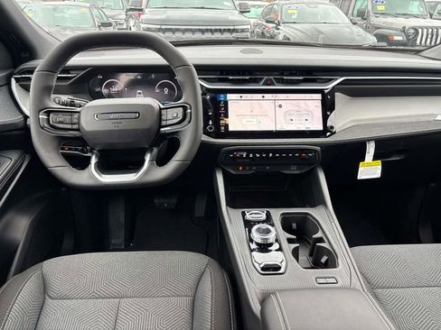 New 2026 Jeep Cherokee Laredo image 8