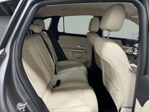 Certified 2023 Mercedes-Benz GLA 250 4MATIC image 10