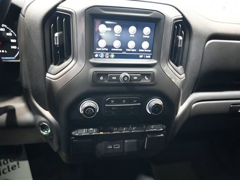 Used 2022 Chevrolet Silverado 1500 Custom Trail Boss AWD/4WD image 15