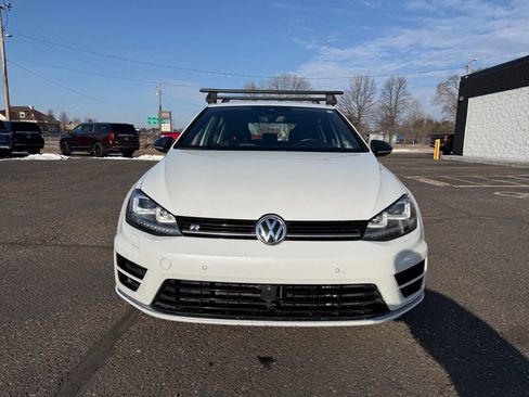 Used 2017 Volkswagen Golf R 4-Door AWD/4WD image 11