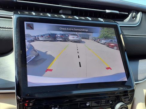 Used 2022 Jeep Grand Cherokee L Limited image 18