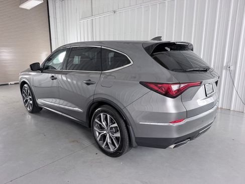 Used 2023 Acura MDX w/ Technology Package FWD image 7