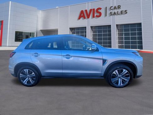 Used 2025 Mitsubishi Outlander Sport ES image 5