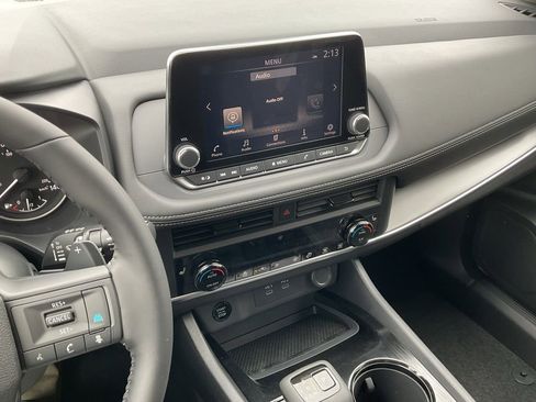 New 2026 Nissan Rogue SV w/ Cold Weather Package AWD/4WD image 13