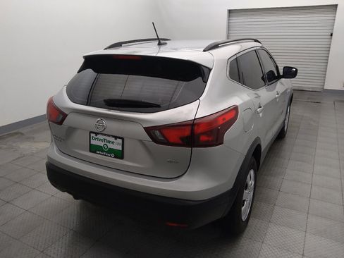 Used 2019 Nissan Rogue Sport SV FWD image 7