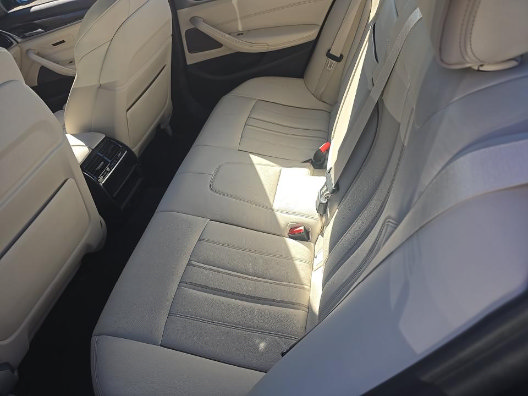 Used 2019 BMW 540i w/ Convenience Package RWD image 5
