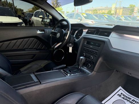 Used 2014 Ford Mustang Premium RWD image 21