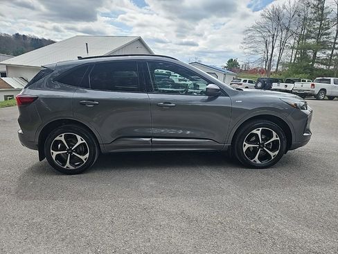 Used 2024 Ford Escape ST-Line Elite w/ Premium Technology Package image 6