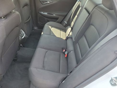 Used 2024 Chevrolet Malibu LT FWD image 15