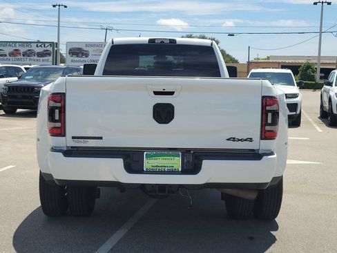 Used 2023 RAM 3500 Big Horn w/ Night Edition AWD/4WD image 5