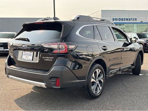 Used 2022 Subaru Outback Touring AWD/4WD image 10