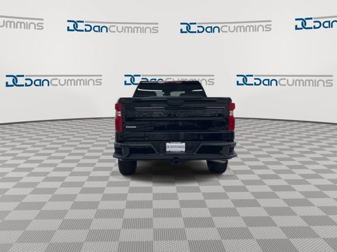 Used 2024 Chevrolet Silverado 1500 Custom w/ Turbomax Blackout Package AWD/4WD image 7