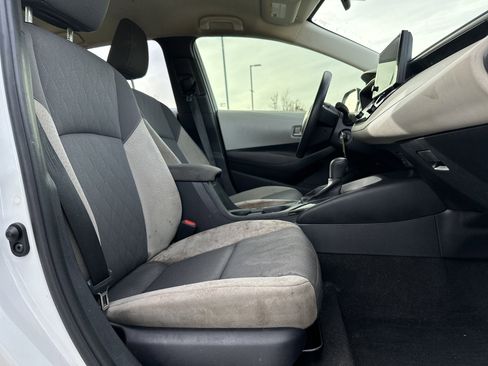 Certified 2024 Toyota Corolla LE image 31