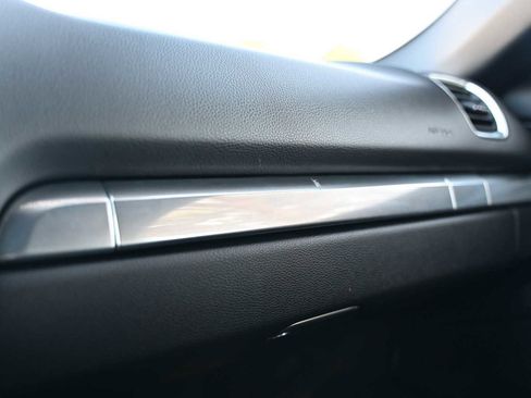 Used 2013 Porsche Boxster image 16