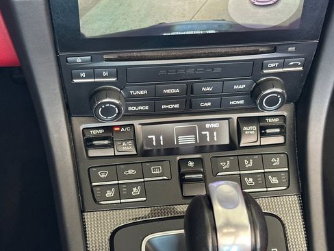 Used 2017 Porsche 911 Targa 4 GTS image 25