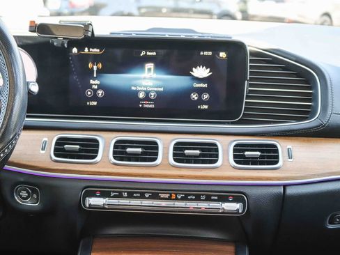 Used 2023 Mercedes-Benz GLS 450 4MATIC image 13
