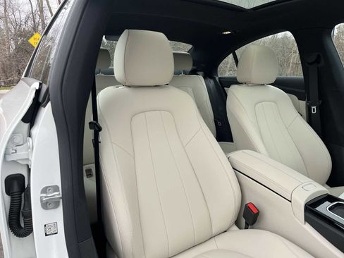 Used 2025 Mercedes-Benz CLA 250 4MATIC image 36