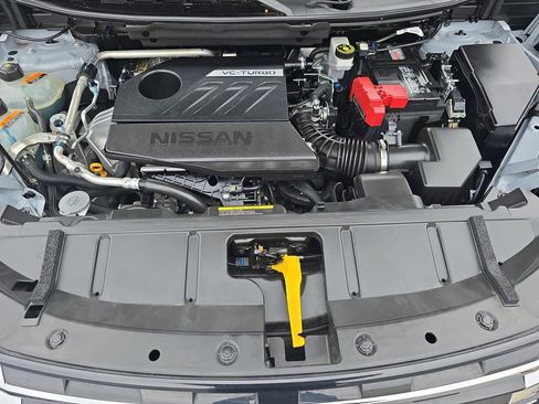 Used 2024 Nissan Rogue SV image 28