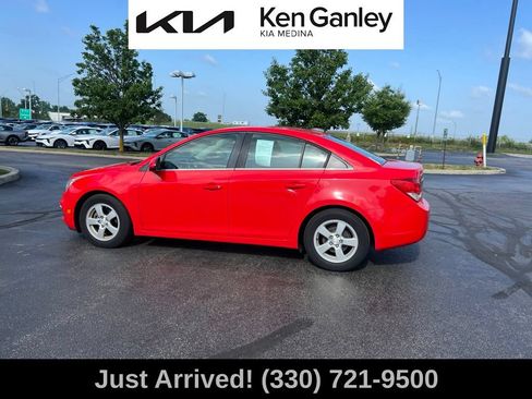Used 2015 Chevrolet Cruze LT FWD image 8