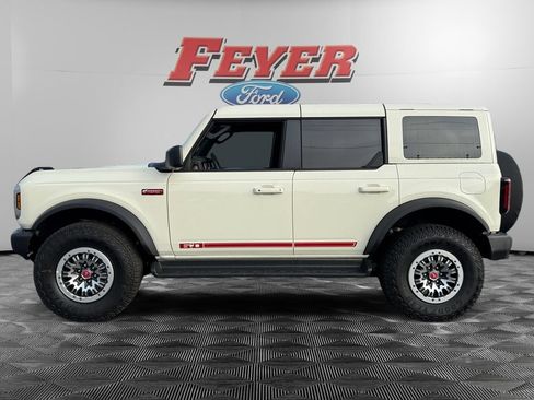New 2026 Ford Bronco Outer Banks w/ Sasquatch Package AWD/4WD image 4