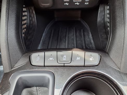 Used 2022 Chevrolet TrailBlazer LT w/ Convenience Package image 7