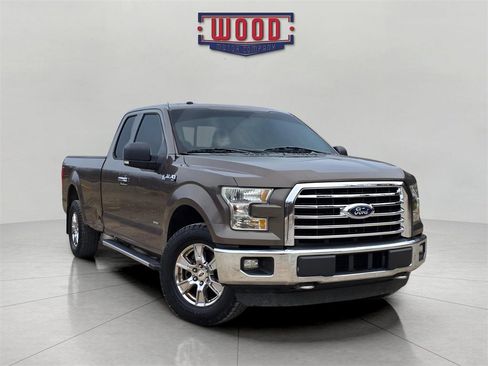Used 2016 Ford F150 XLT w/ Equipment Group 302A Luxury image 1