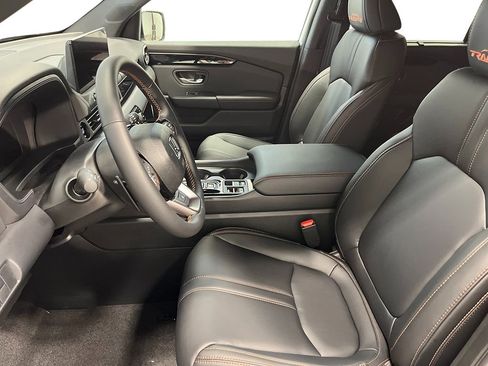 New 2026 Honda Pilot TrailSport image 14