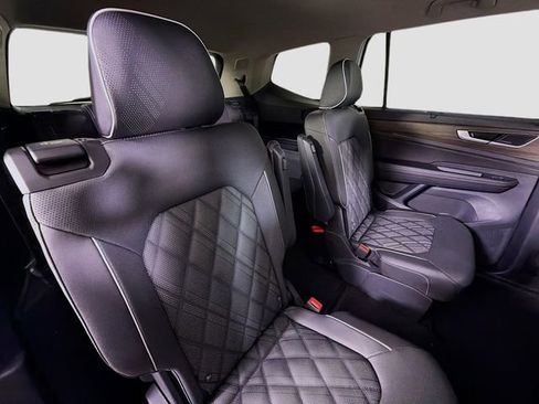 New 2026 Volkswagen Atlas SEL Premium R-Line AWD/4WD image 30