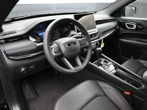 New 2026 Jeep Compass Latitude AWD/4WD image 10