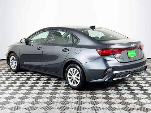 Used 2024 Kia Forte LX image 6