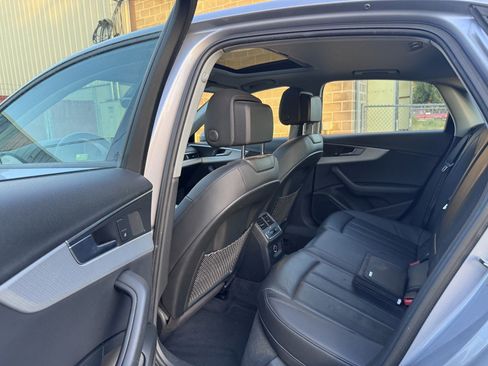 Used 2017 Audi A4 2.0T Premium image 25