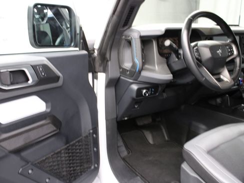 Used 2024 Ford Bronco Black Diamond AWD/4WD image 46