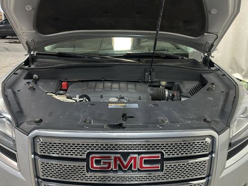Used 2016 GMC Acadia Denali image 13