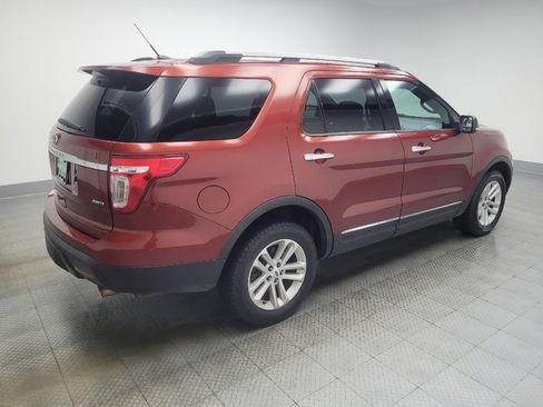 Used 2014 Ford Explorer XLT image 10