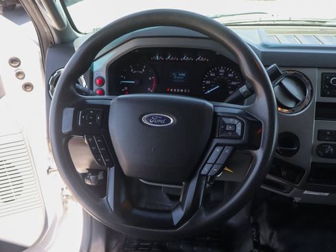 Used 2022 Ford F650 2WD Regular Cab Super Duty image 21