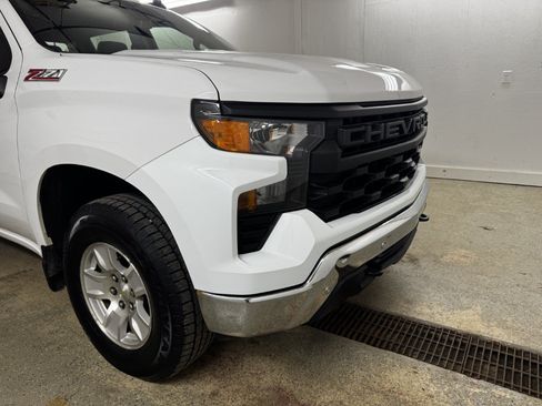 Used 2024 Chevrolet Silverado 1500 W/T w/ Z71 Off-Road Package AWD/4WD image 2