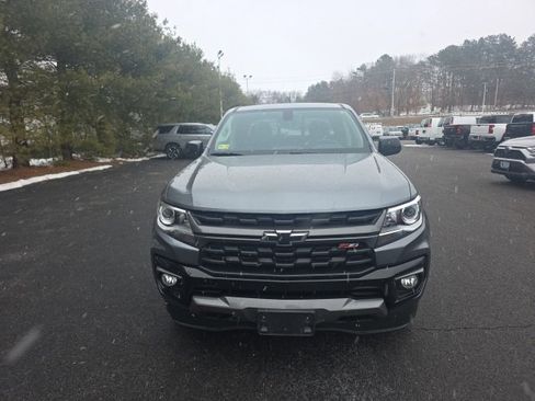 Used 2021 Chevrolet Colorado Z71 image 2