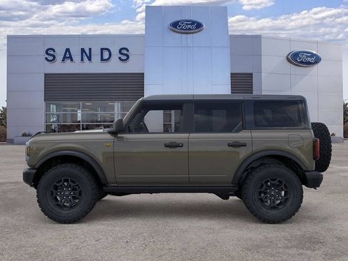 New 2026 Ford Bronco Badlands AWD/4WD image 3